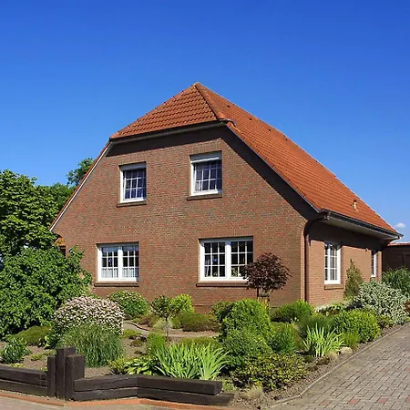 Lena In Bei Esens An Der Nordseekueste In Ostfriesland
