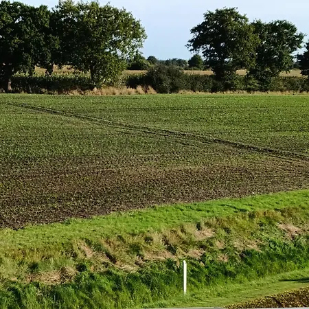 Lena In Bei Esens An Der Nordseekueste In Ostfriesland Apartman Stedesdorf